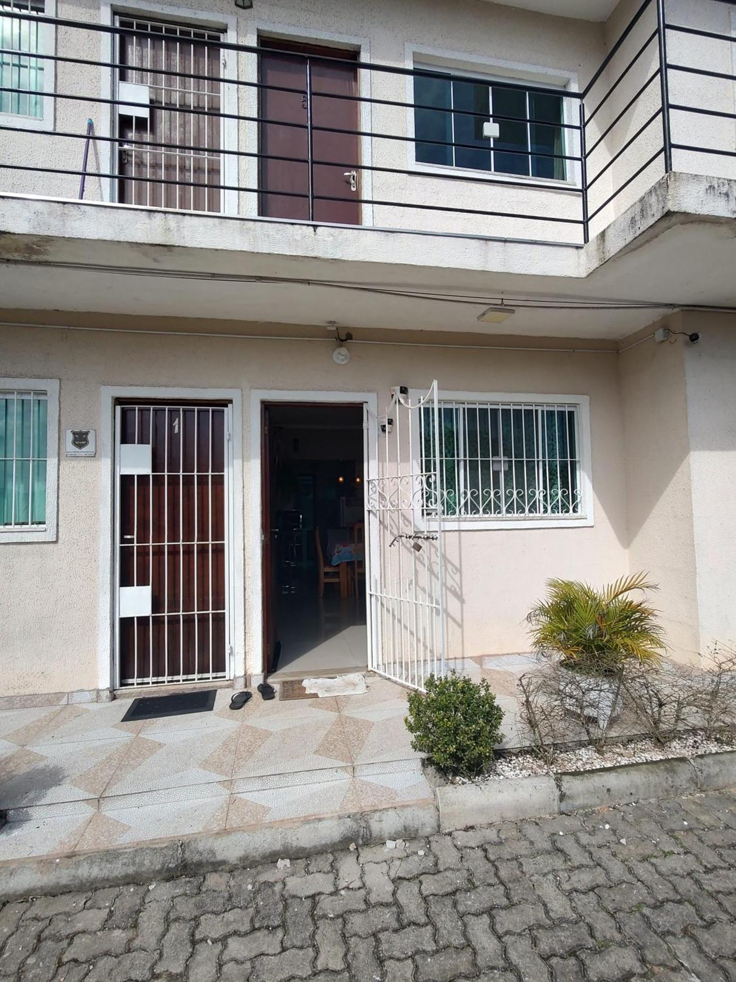 Alugo Apartamento Na Praia Cocanha Caraguatatuba Exterior photo
